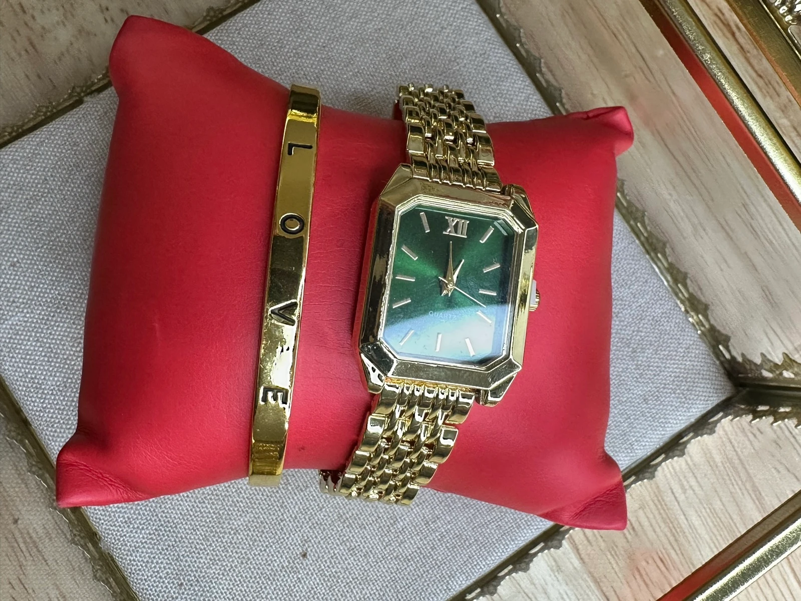 Chic Gold Set: Square Emerald Dial Watch & 'LOVE' Bangle – photo 3